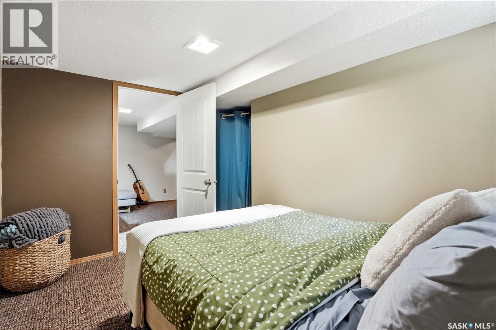 114 7Th Street E, Saskatoon, SK
