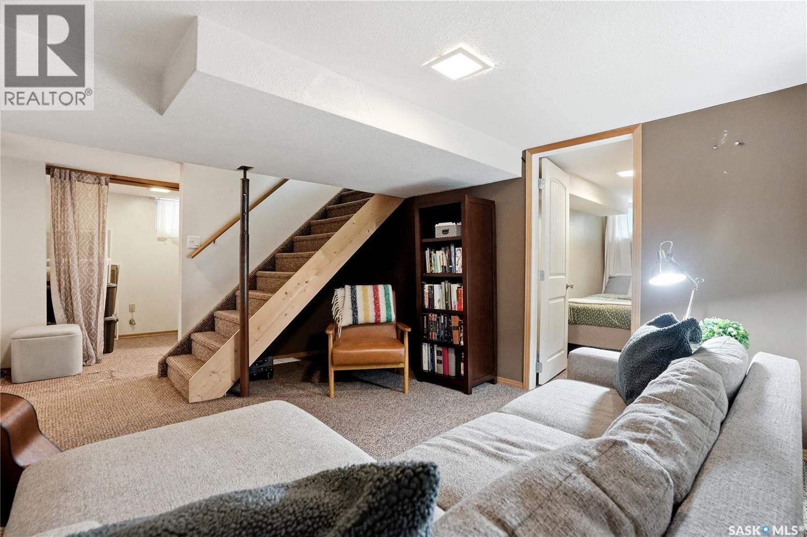 114 7Th Street E, Saskatoon, SK