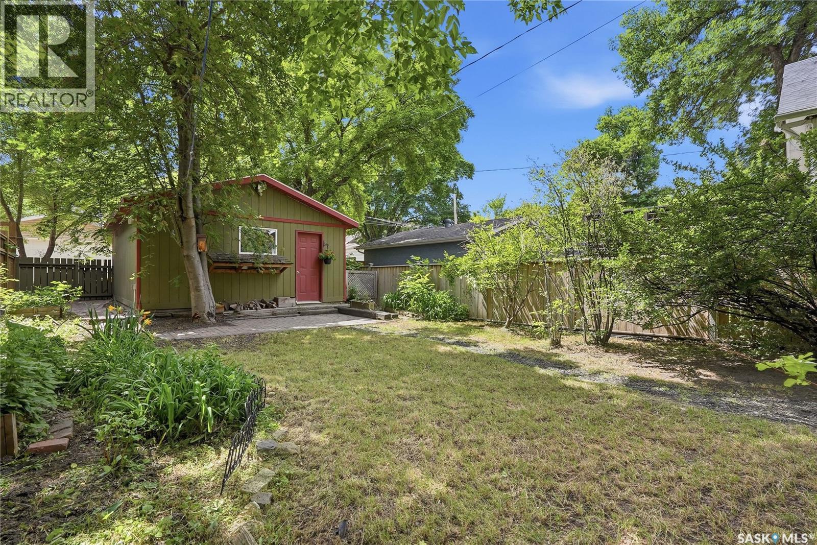 114 7Th Street E, Saskatoon, SK