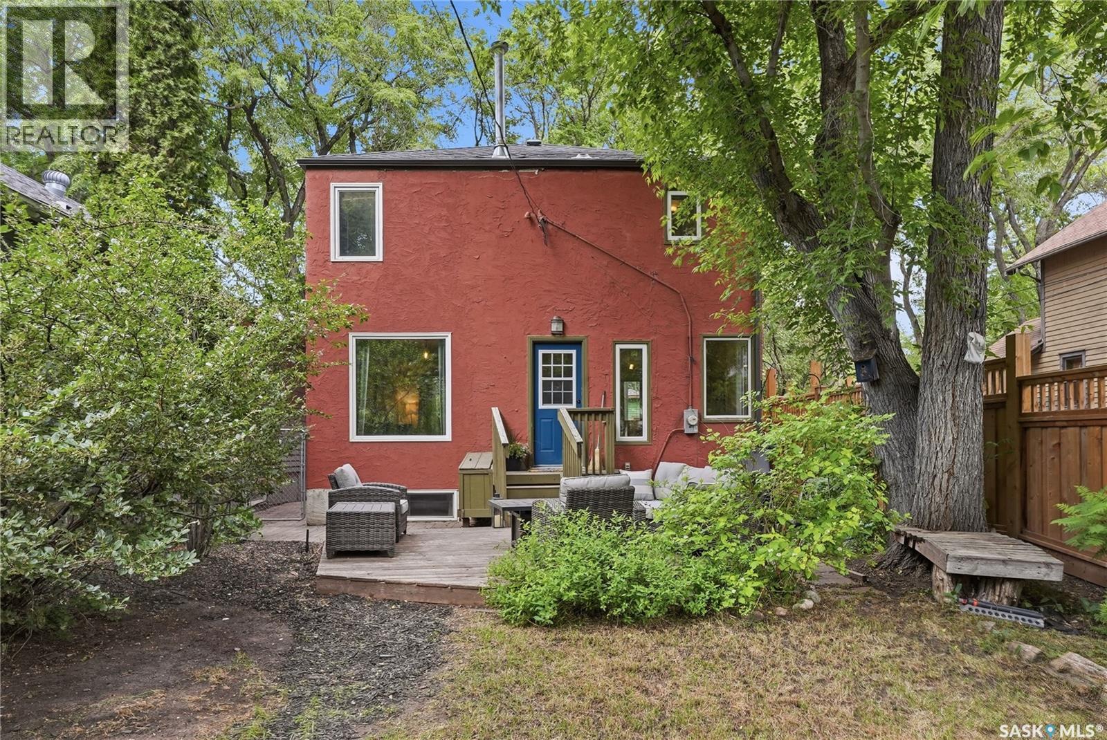 114 7Th Street E, Saskatoon, SK
