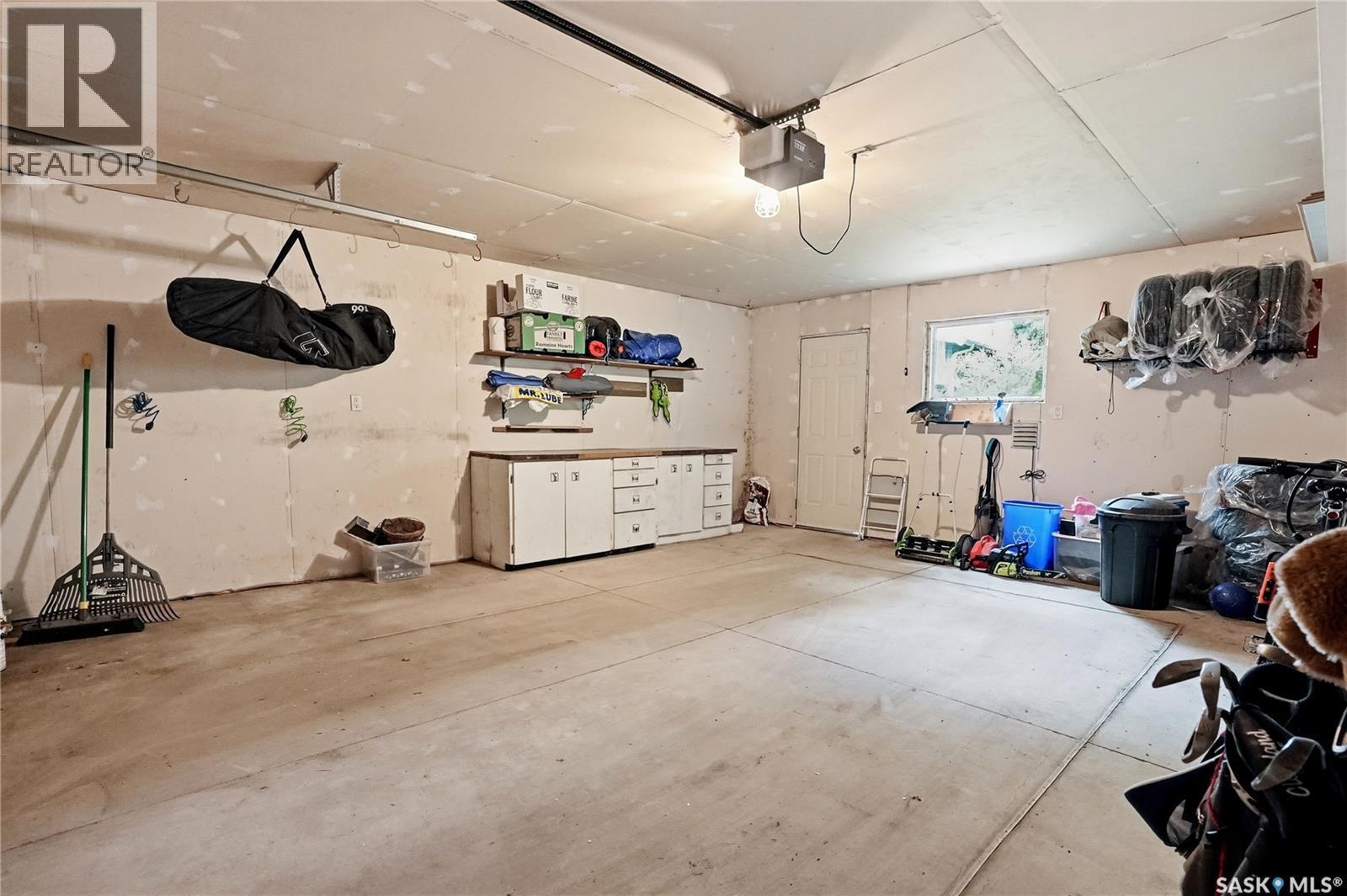 114 7Th Street E, Saskatoon, SK