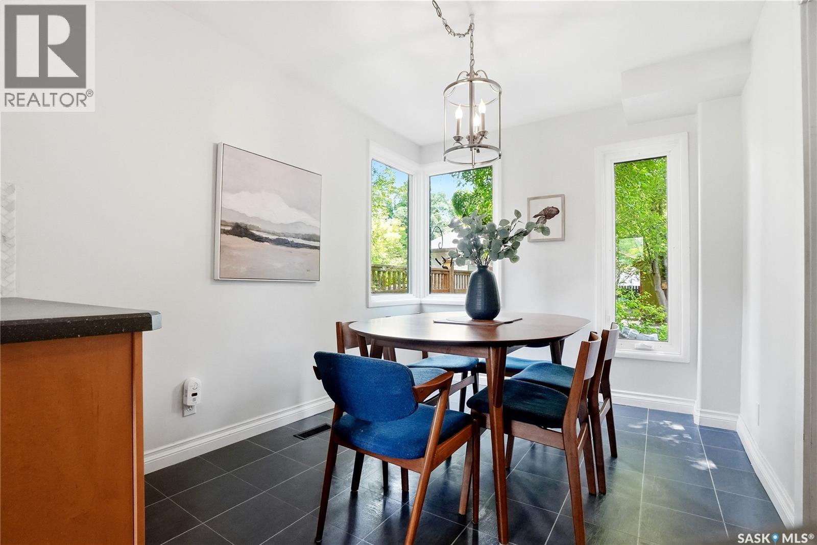 114 7Th Street E, Saskatoon, SK