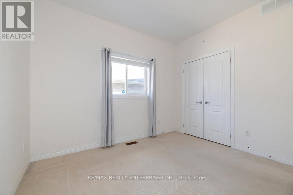 802 Coldstream Drive, Oshawa, ON