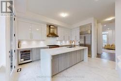 40 CHIARA ROSE LANE Richmond Hill, ON L4E 1H4