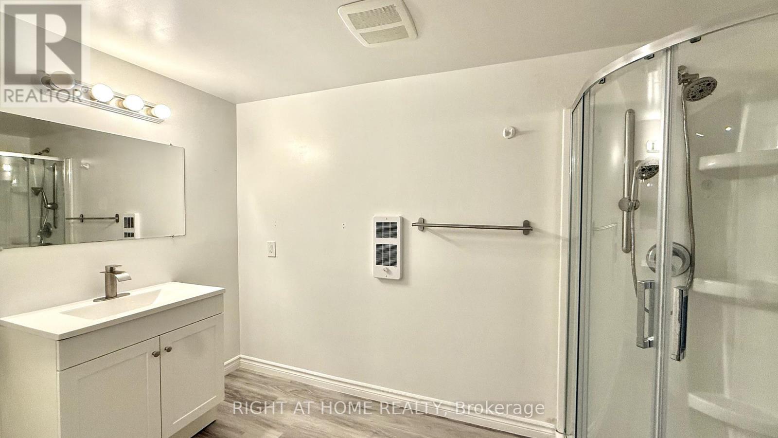 989 Goren Avenue, Ottawa, ON