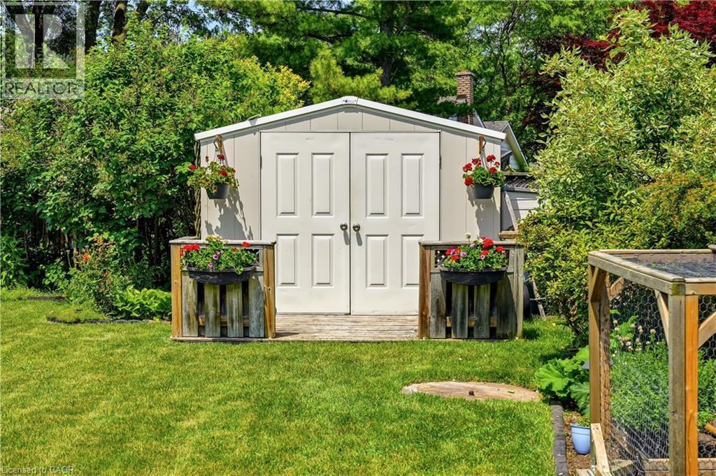 Outdoor structure - 4277 Longmoor Drive, Burlington, ON