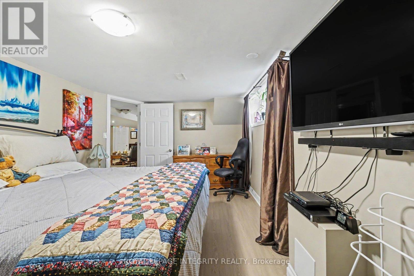 2450 Magnus Avenue, Ottawa, ON