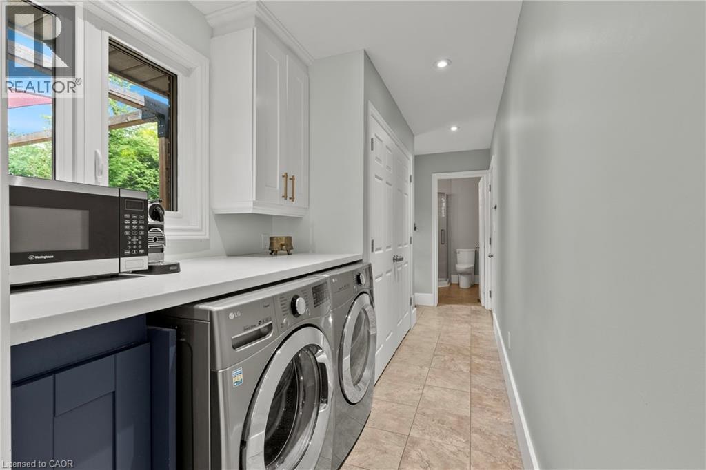 Laundry room - 44 Fireside Drive, Hamilton, ON