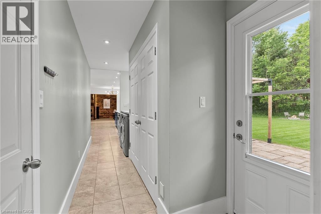 44 Fireside Drive, Hamilton, ON