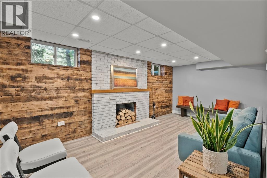 44 Fireside Drive, Hamilton, ON