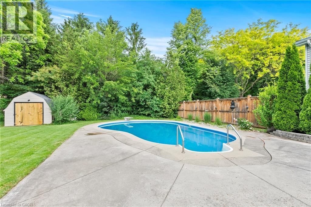 Pool - 44 Fireside Drive, Hamilton, ON