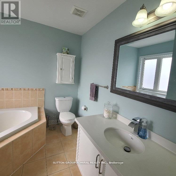 111 Maple Valley Road, Vaughan, ON
