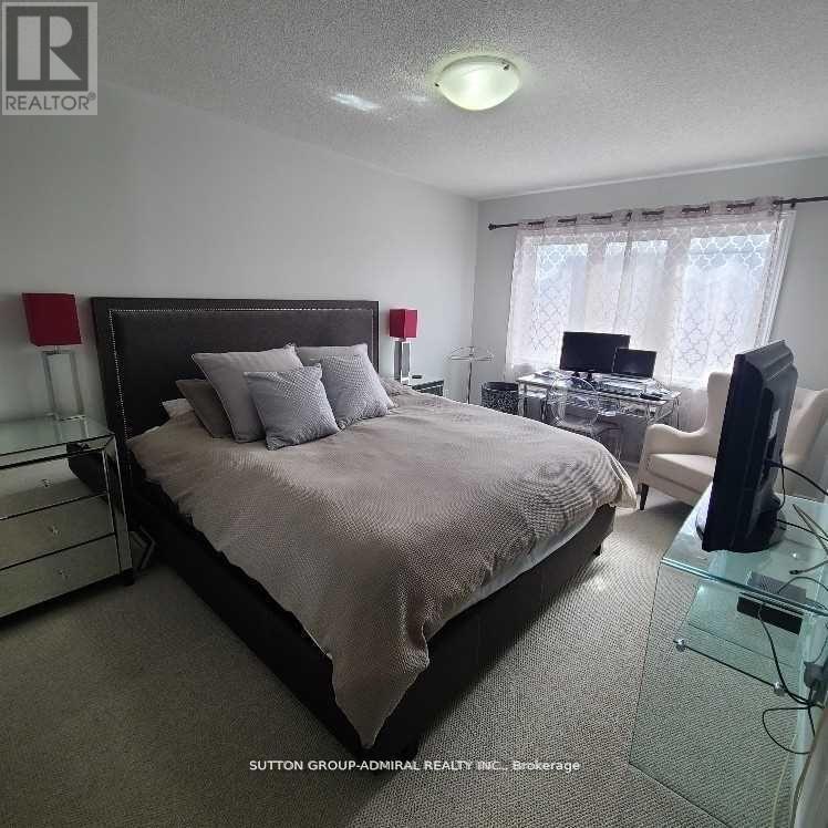 111 Maple Valley Road, Vaughan, ON