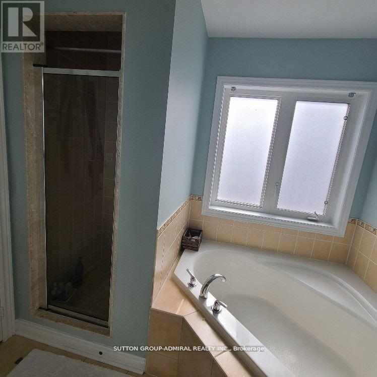 111 Maple Valley Road, Vaughan, ON