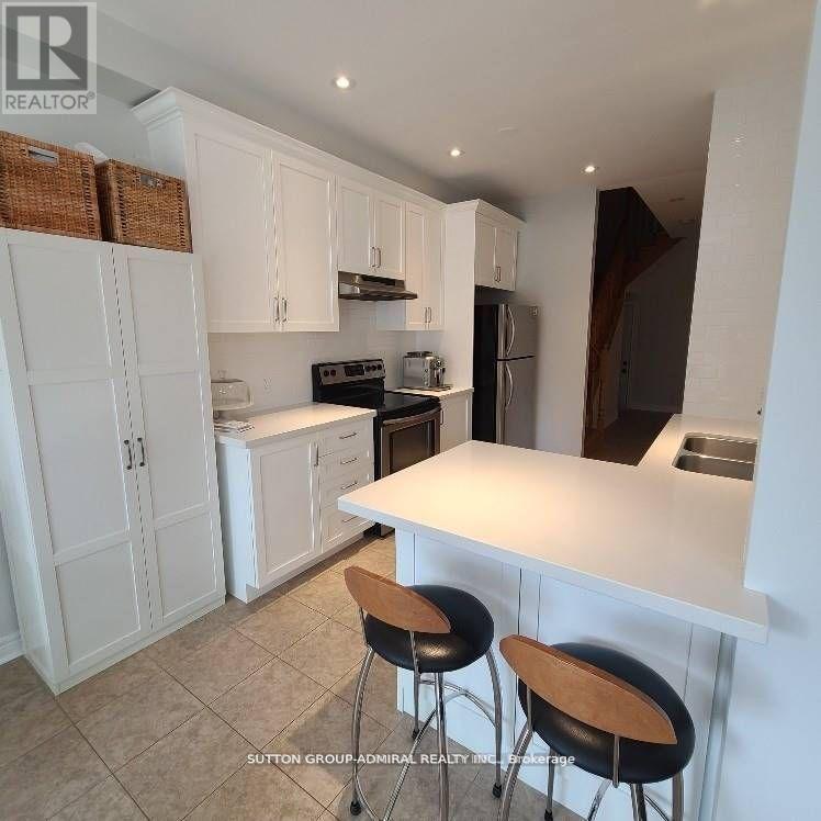 111 Maple Valley Road, Vaughan, ON