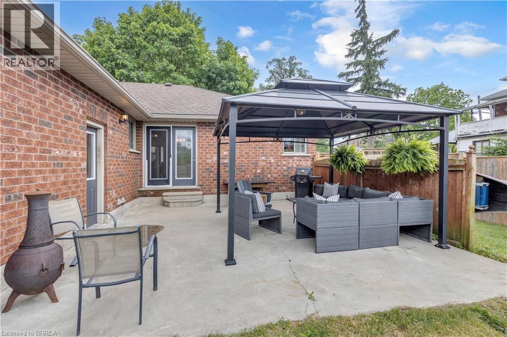 5 Walpole Drive, Haldimand, ON - Outdoor With Deck Patio Veranda With Exterior