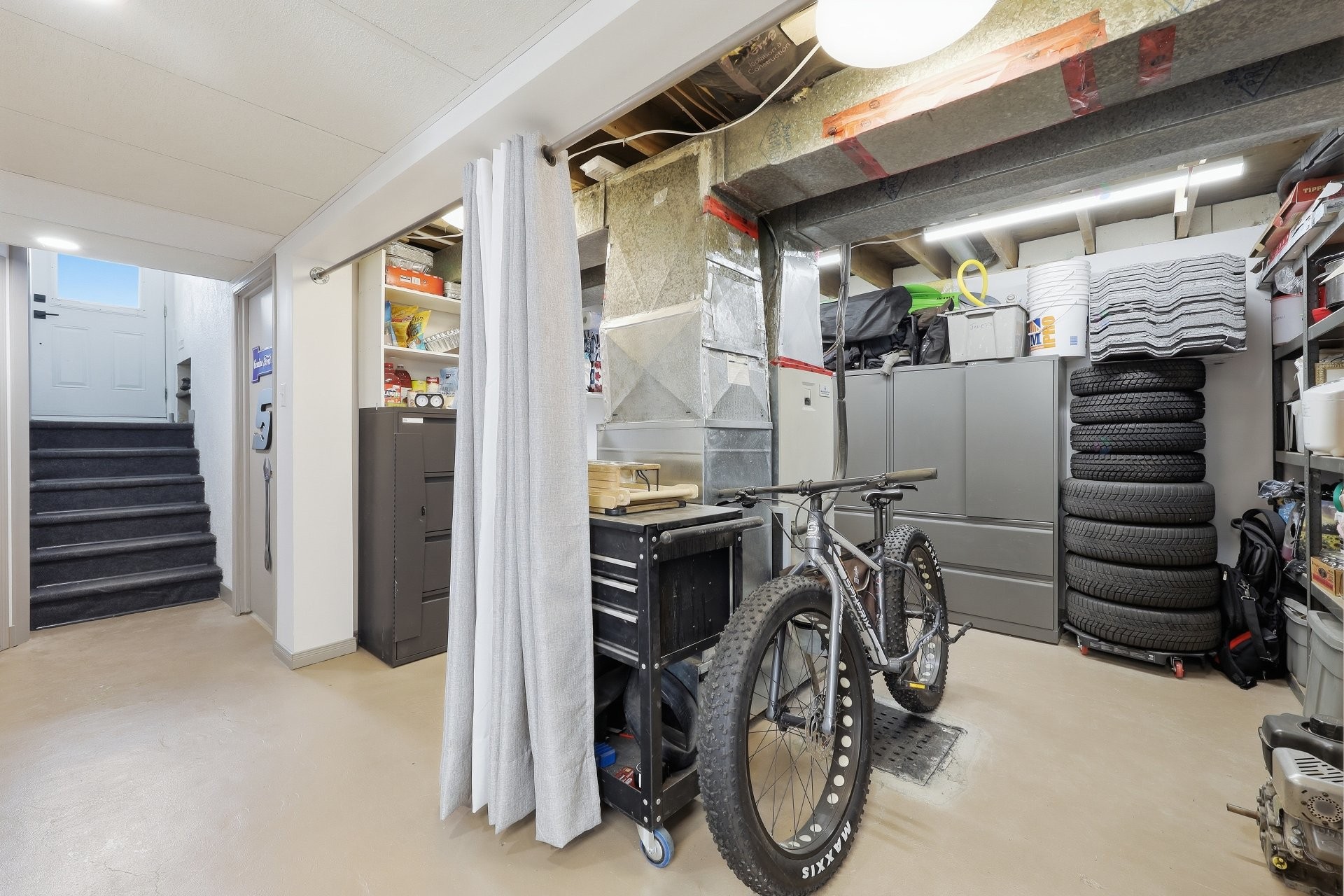 Rangement - 9 Rue Caisse, Sorel-Tracy, QC