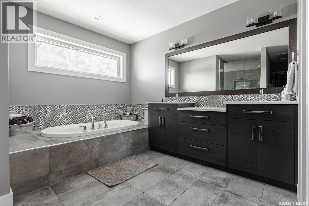 535 Pichler Way, Saskatoon, SK