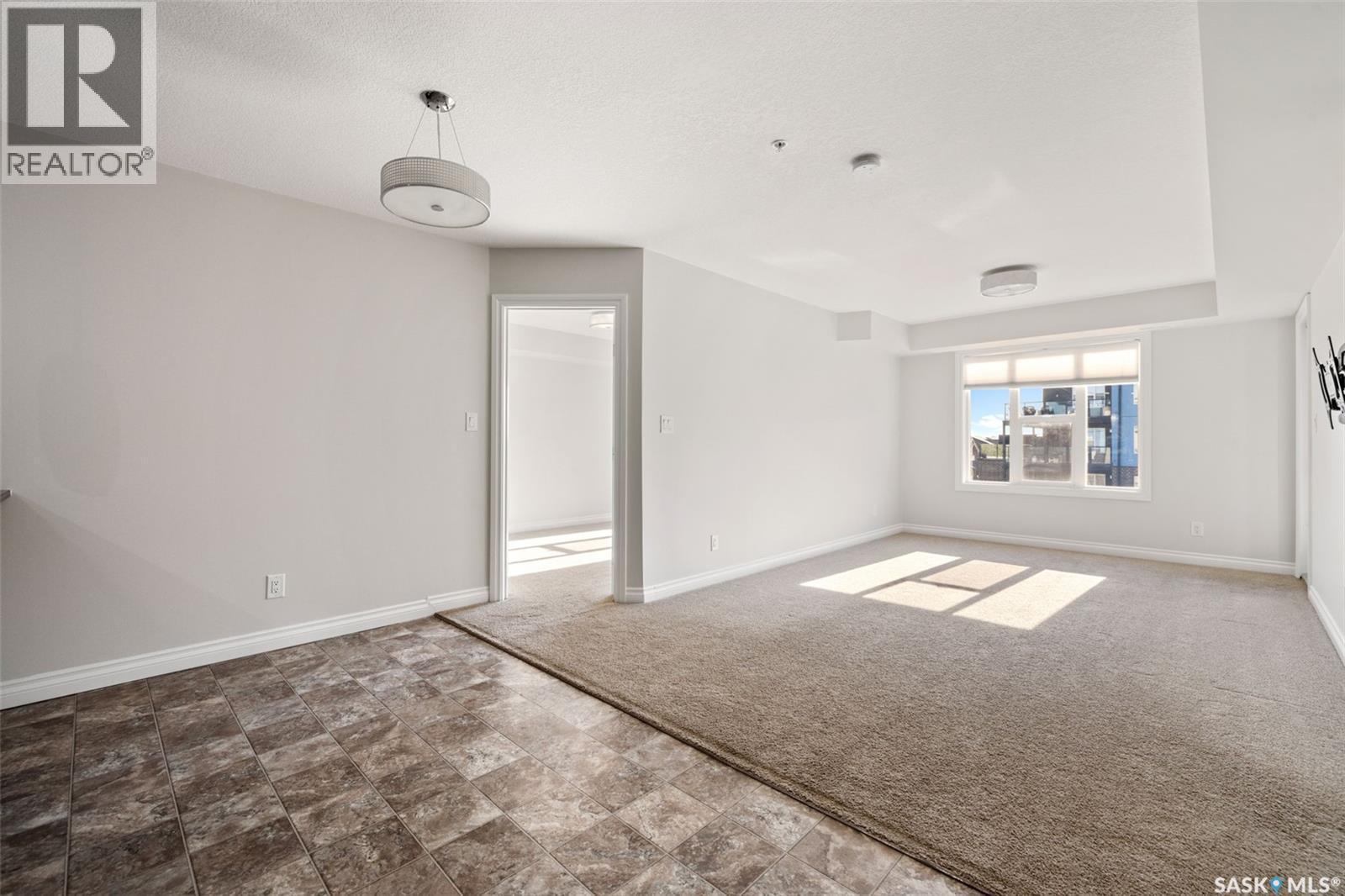 304 5303 Universal Crescent, Regina, SK