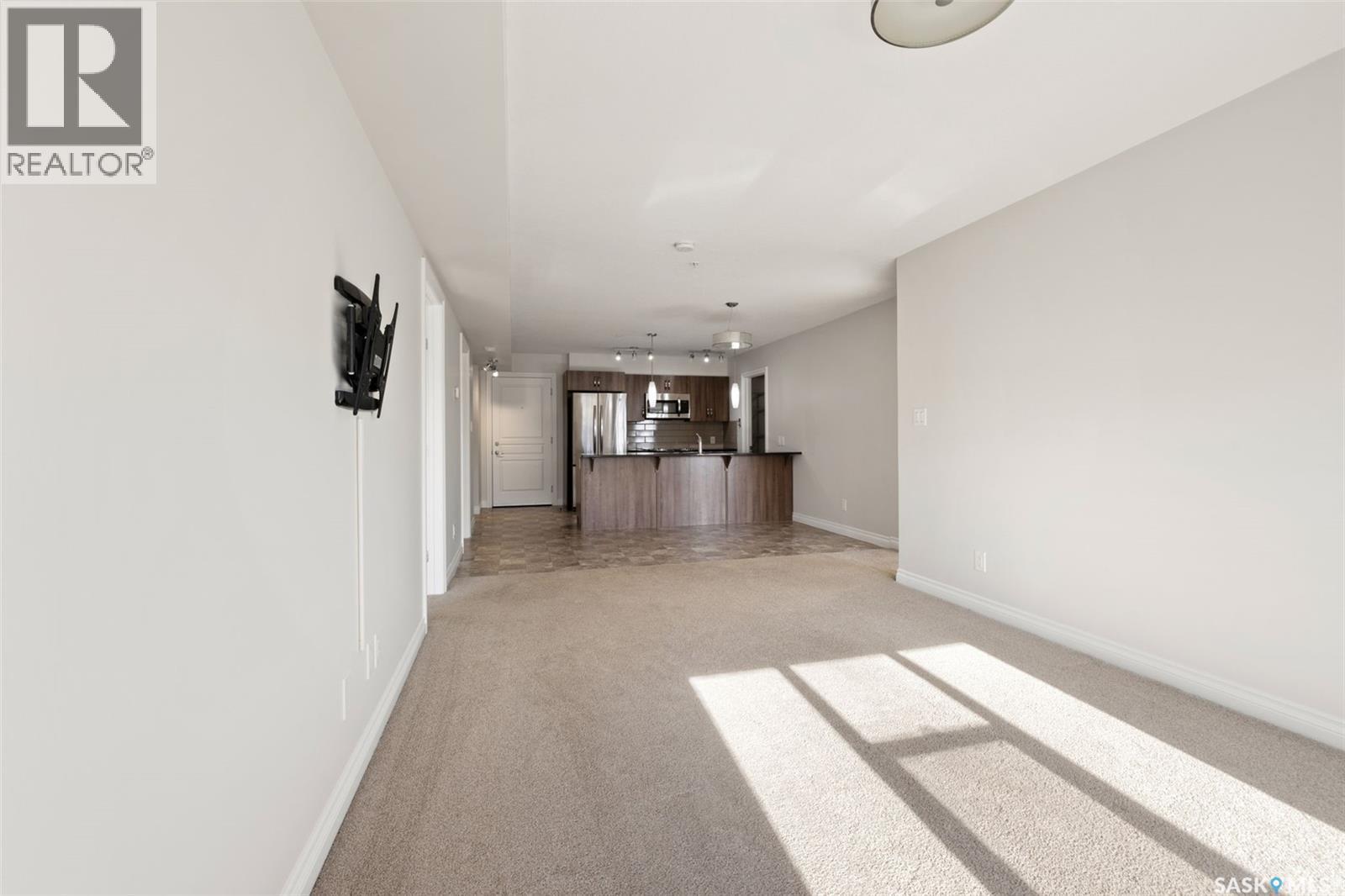 304 5303 Universal Crescent, Regina, SK