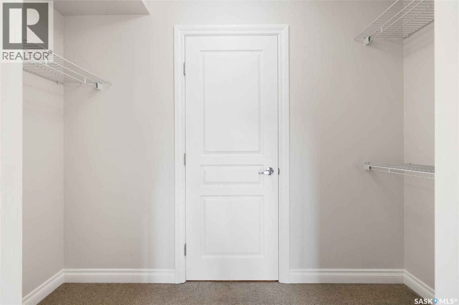 304 5303 Universal Crescent, Regina, SK