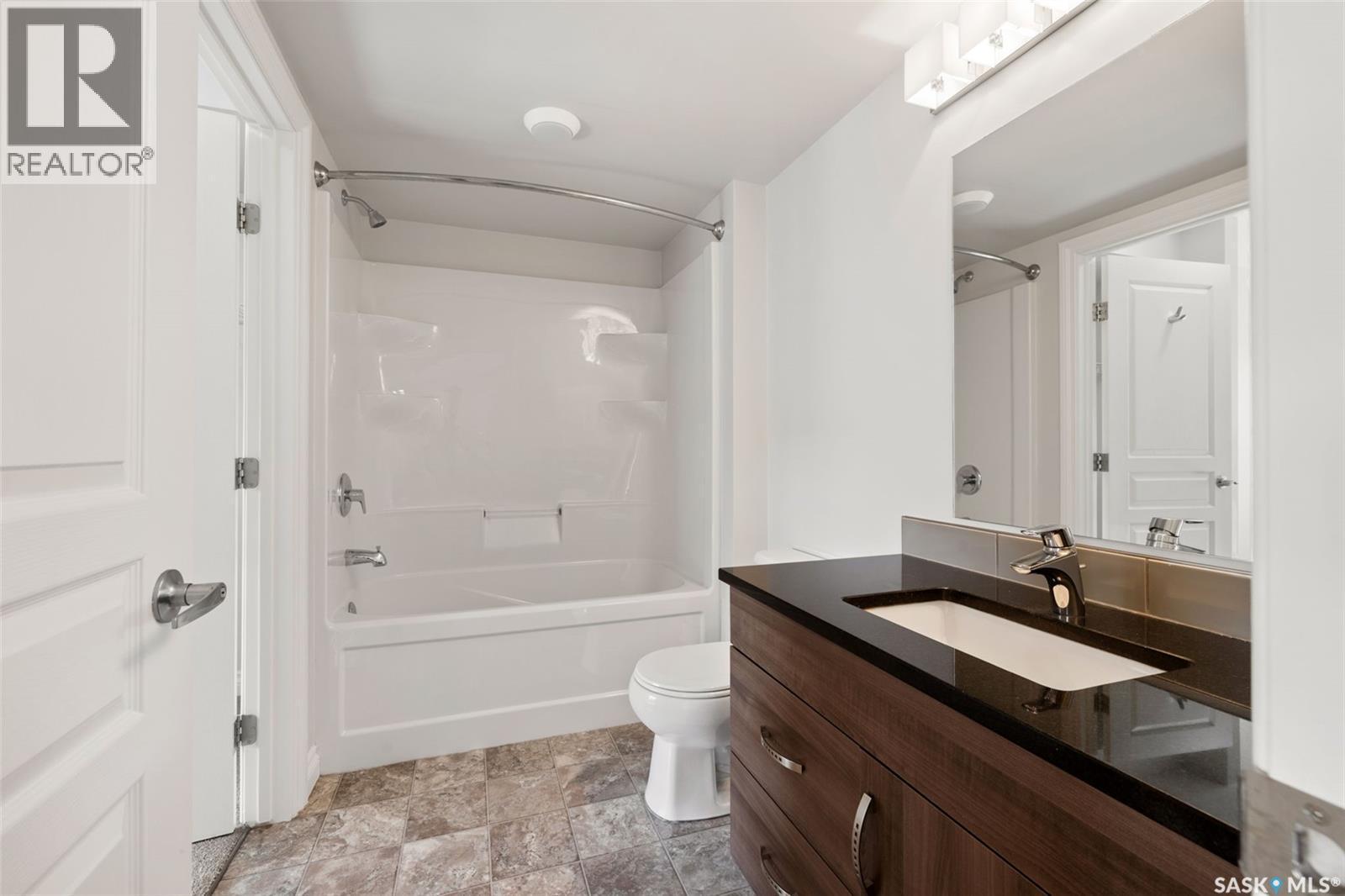 304 5303 Universal Crescent, Regina, SK