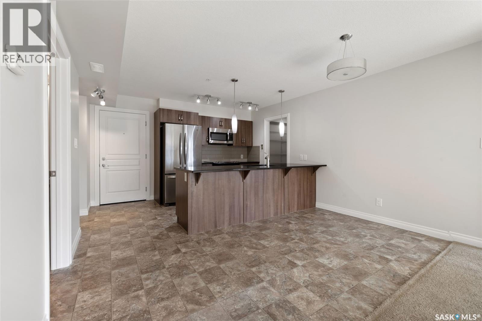 304 5303 Universal Crescent, Regina, SK