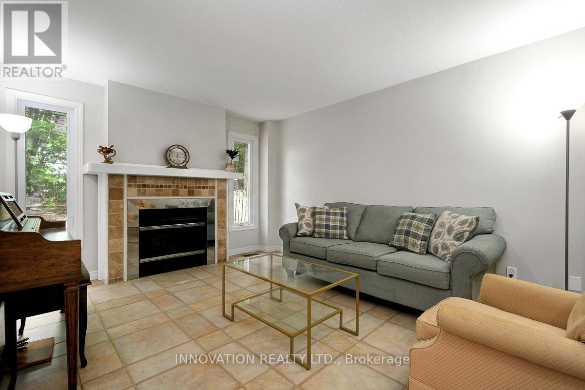 111 Beechfern Drive, Ottawa, ON