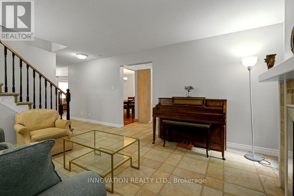111 Beechfern Drive, Ottawa, ON
