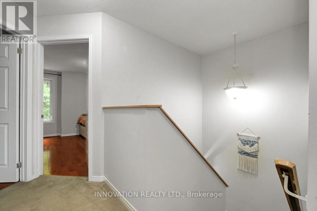 111 Beechfern Drive, Ottawa, ON