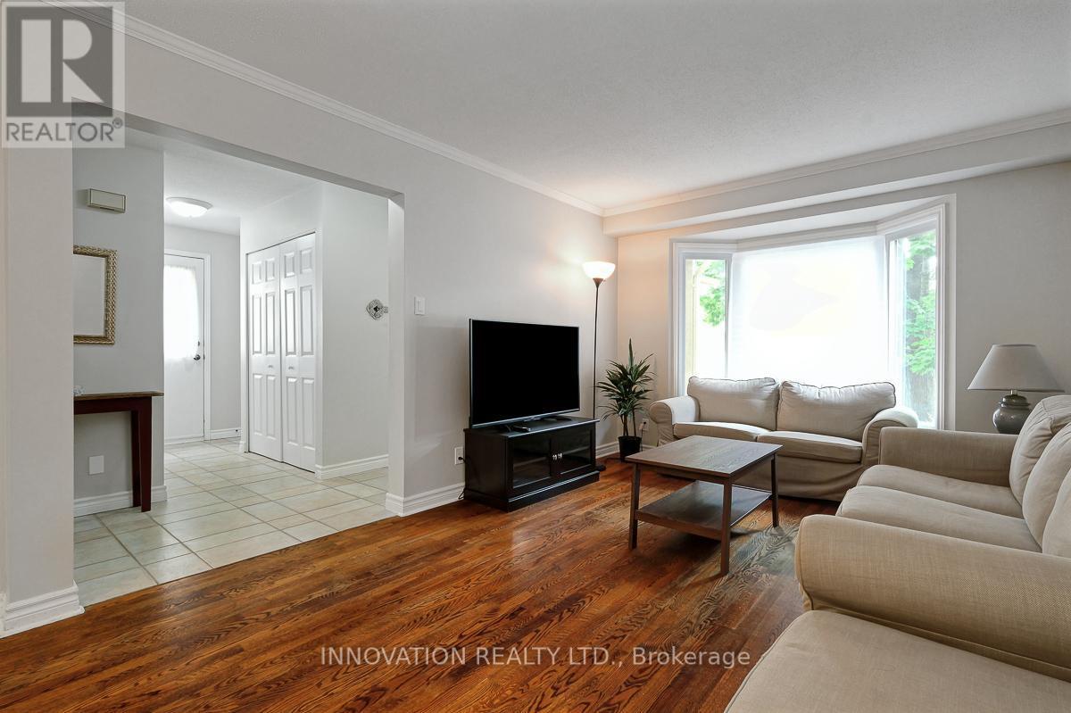 111 Beechfern Drive, Ottawa, ON