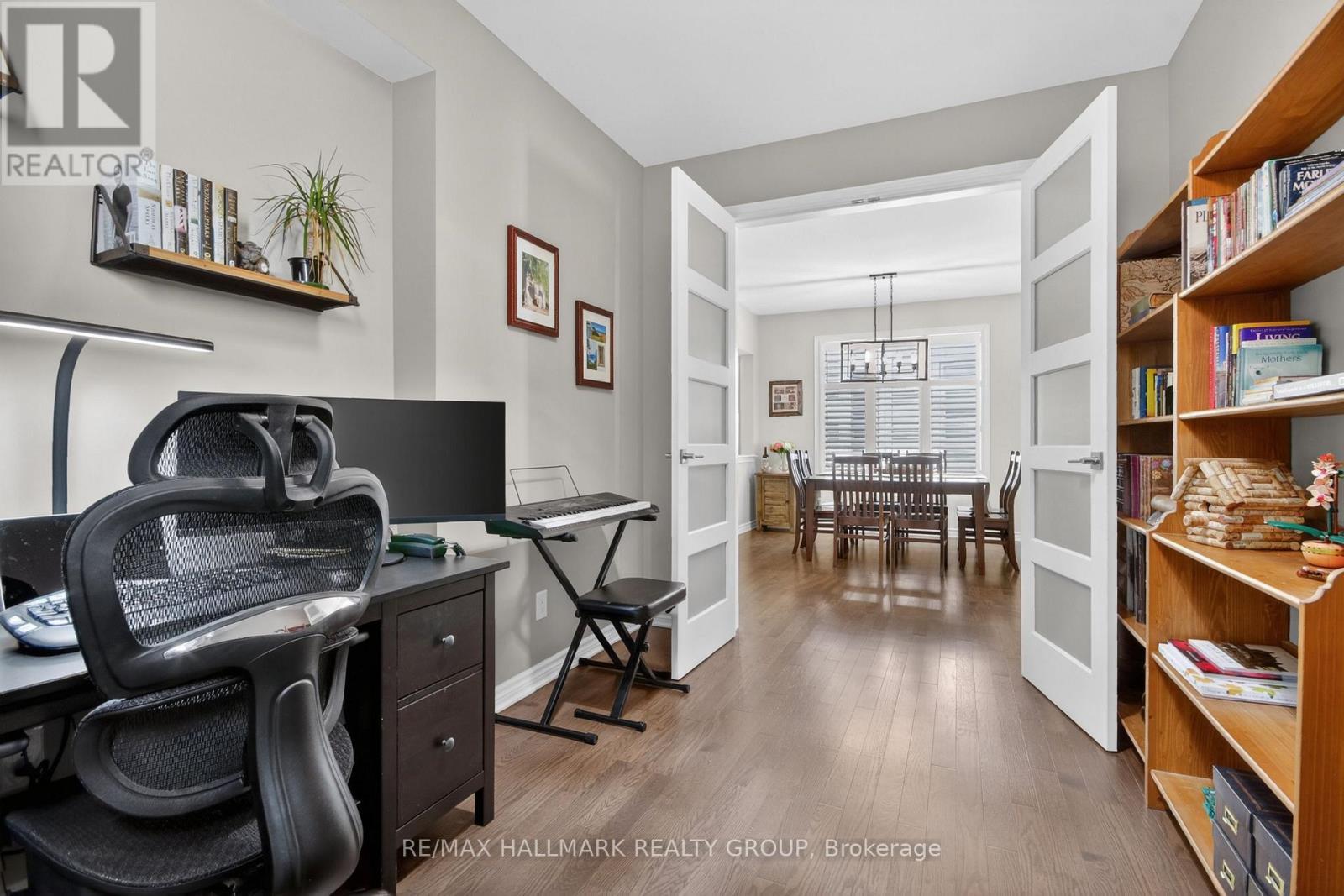 33 Summitview Drive, Ottawa, ON