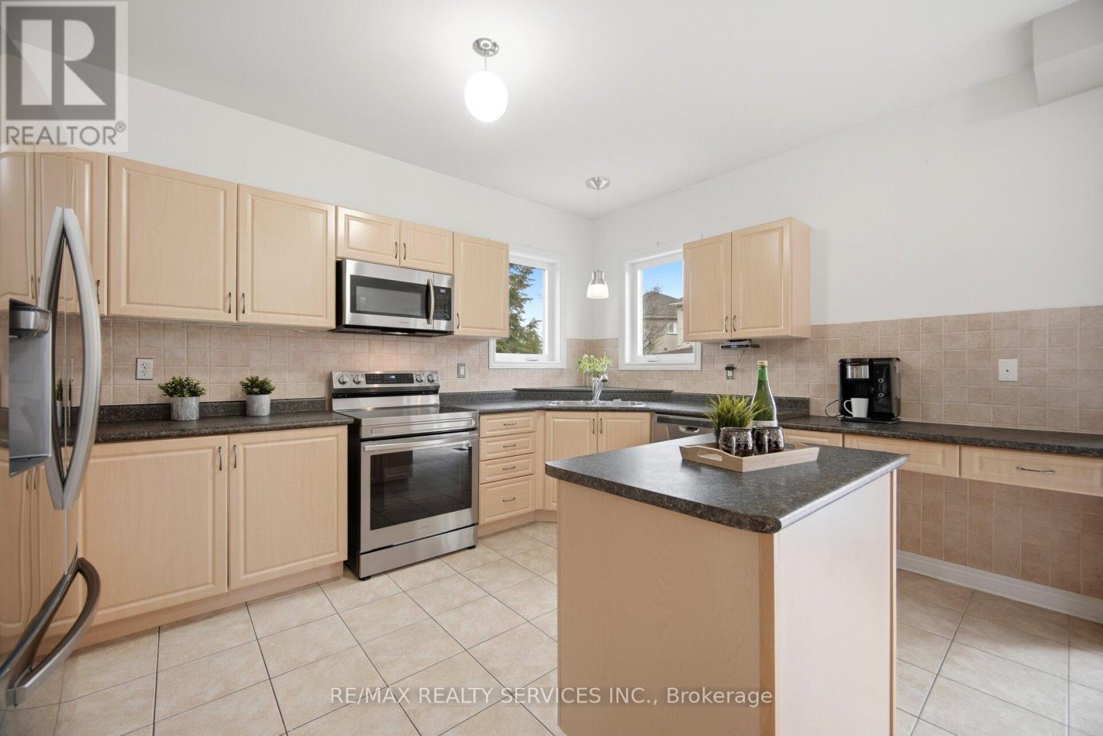 40 Sir Jacobs Crescent, Brampton, ON