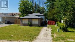 10 RHONDA ROAD Collingwood, ON L9Y 4G4