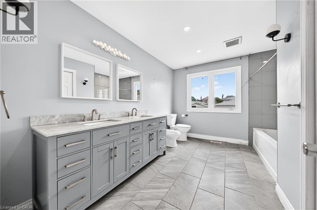 238 Hillmer Road, Cambridge, ON