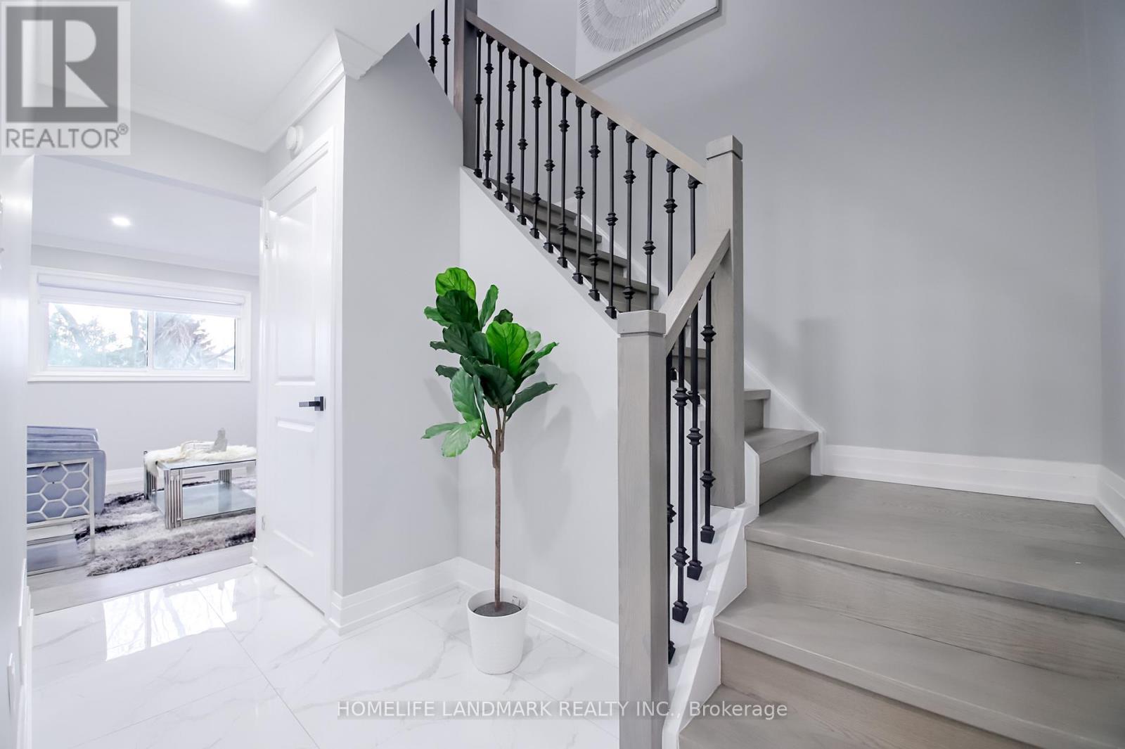 4-50 Silverbell Grove, Toronto, ON
