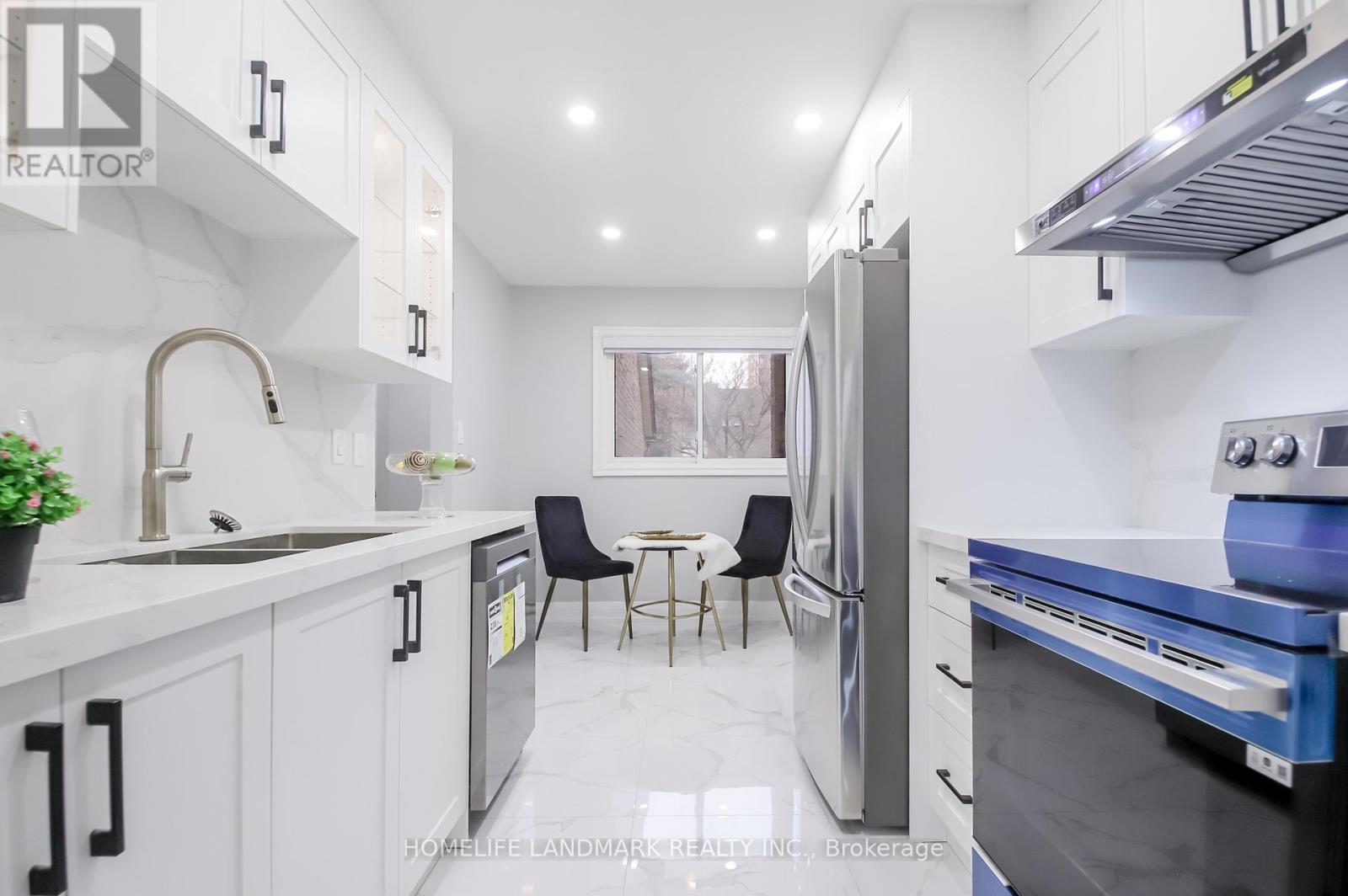 4-50 Silverbell Grove, Toronto, ON