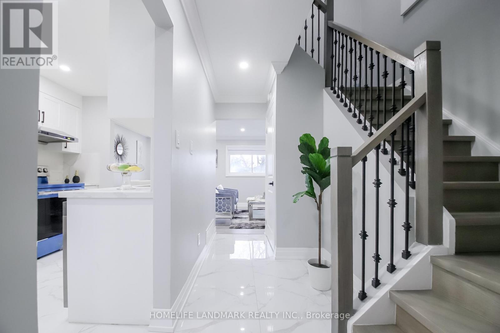 4-50 Silverbell Grove, Toronto, ON