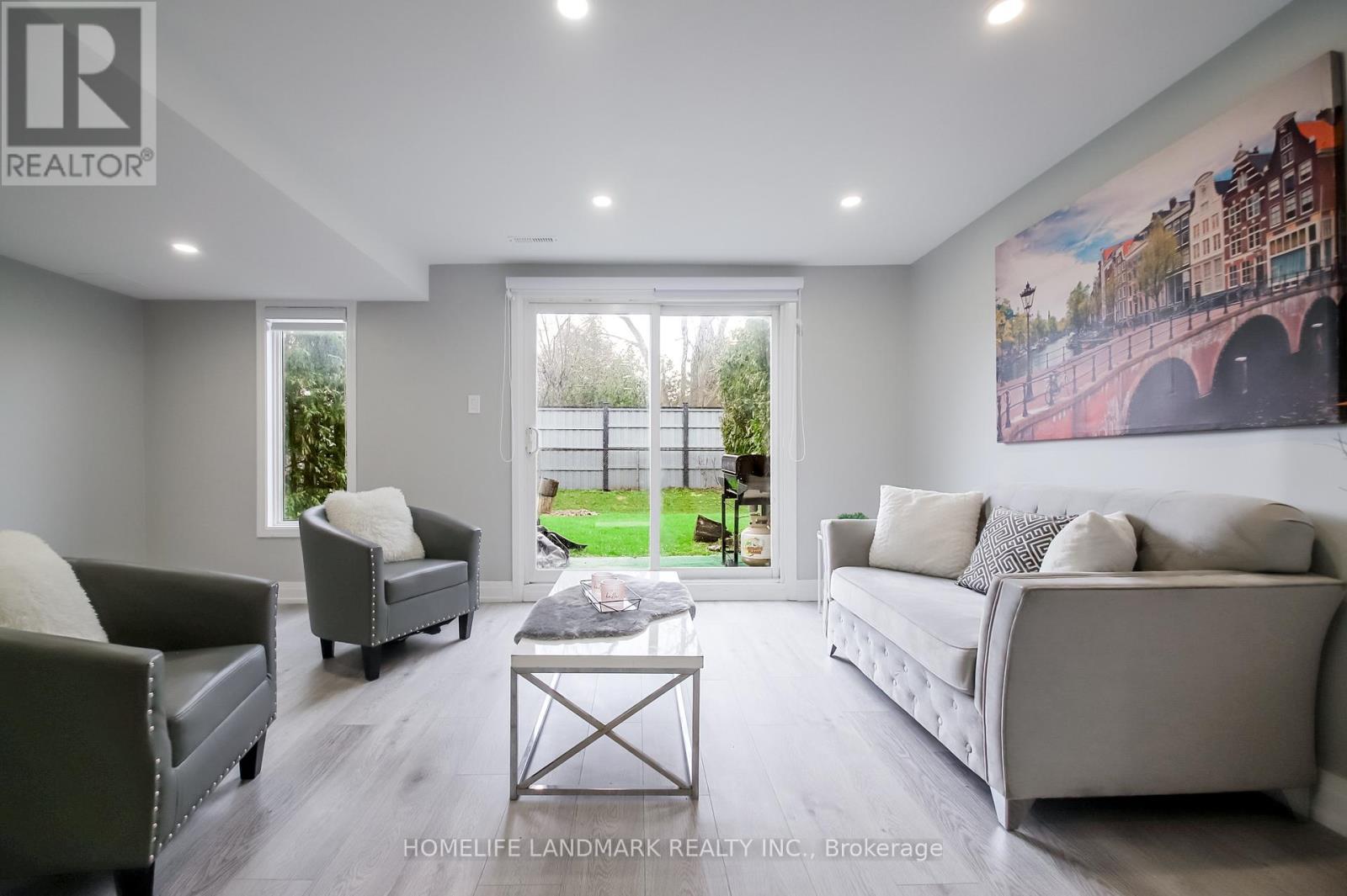 4-50 Silverbell Grove, Toronto, ON