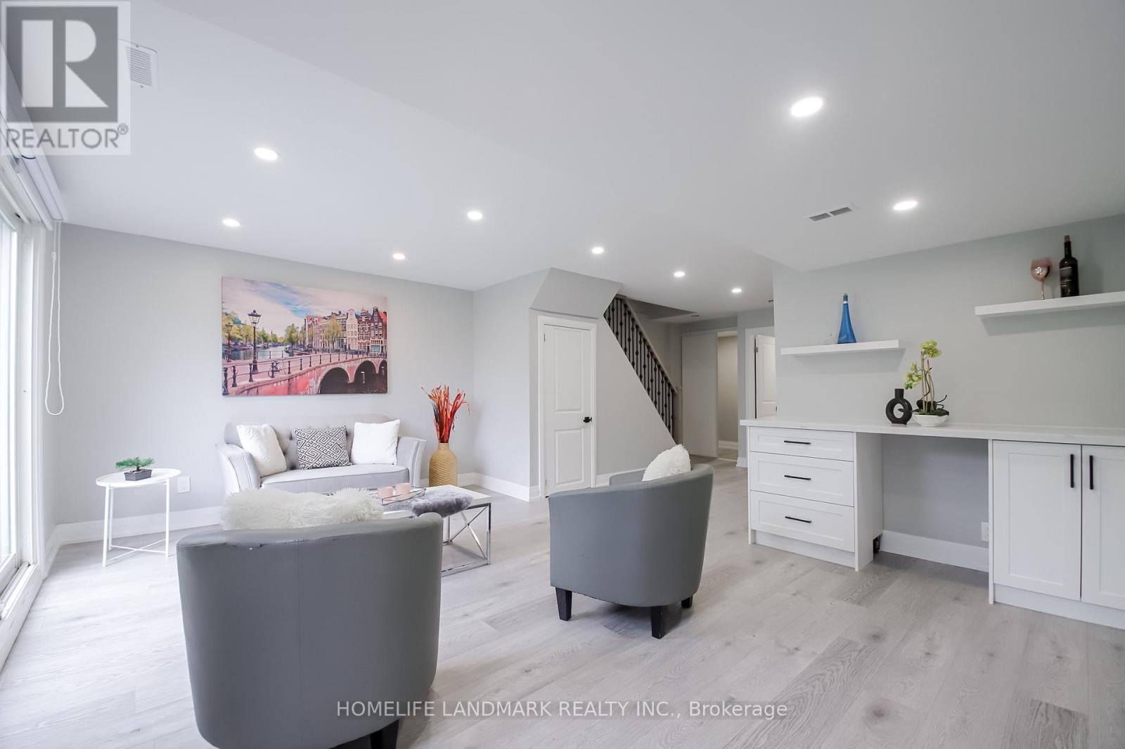 4-50 Silverbell Grove, Toronto, ON