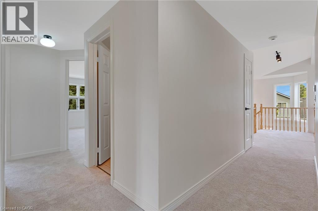 8 Charlton Place, Cambridge, ON