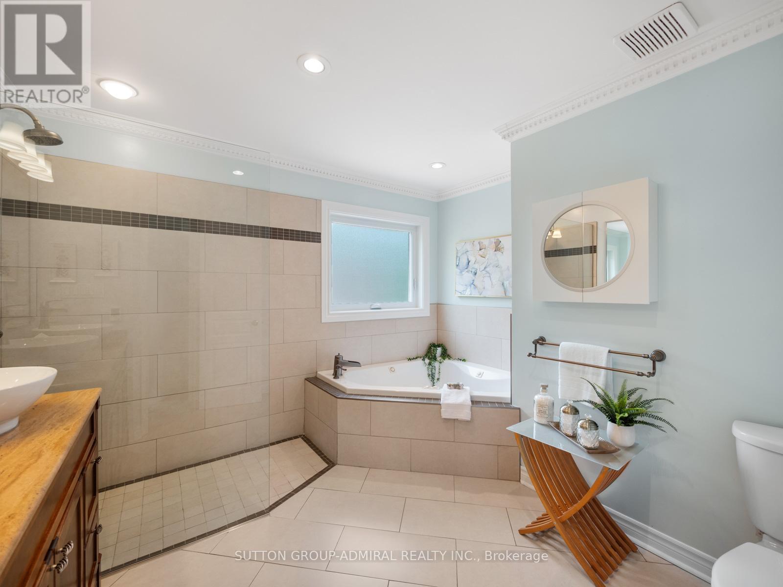 37 Nevada Crescent, Vaughan, ON
