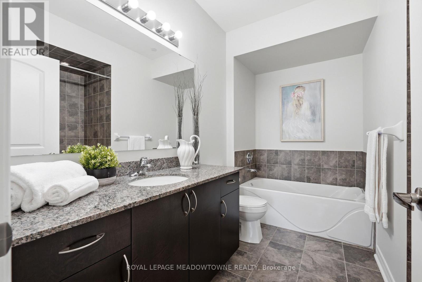 308 - 383 Main Street E, Milton, ON