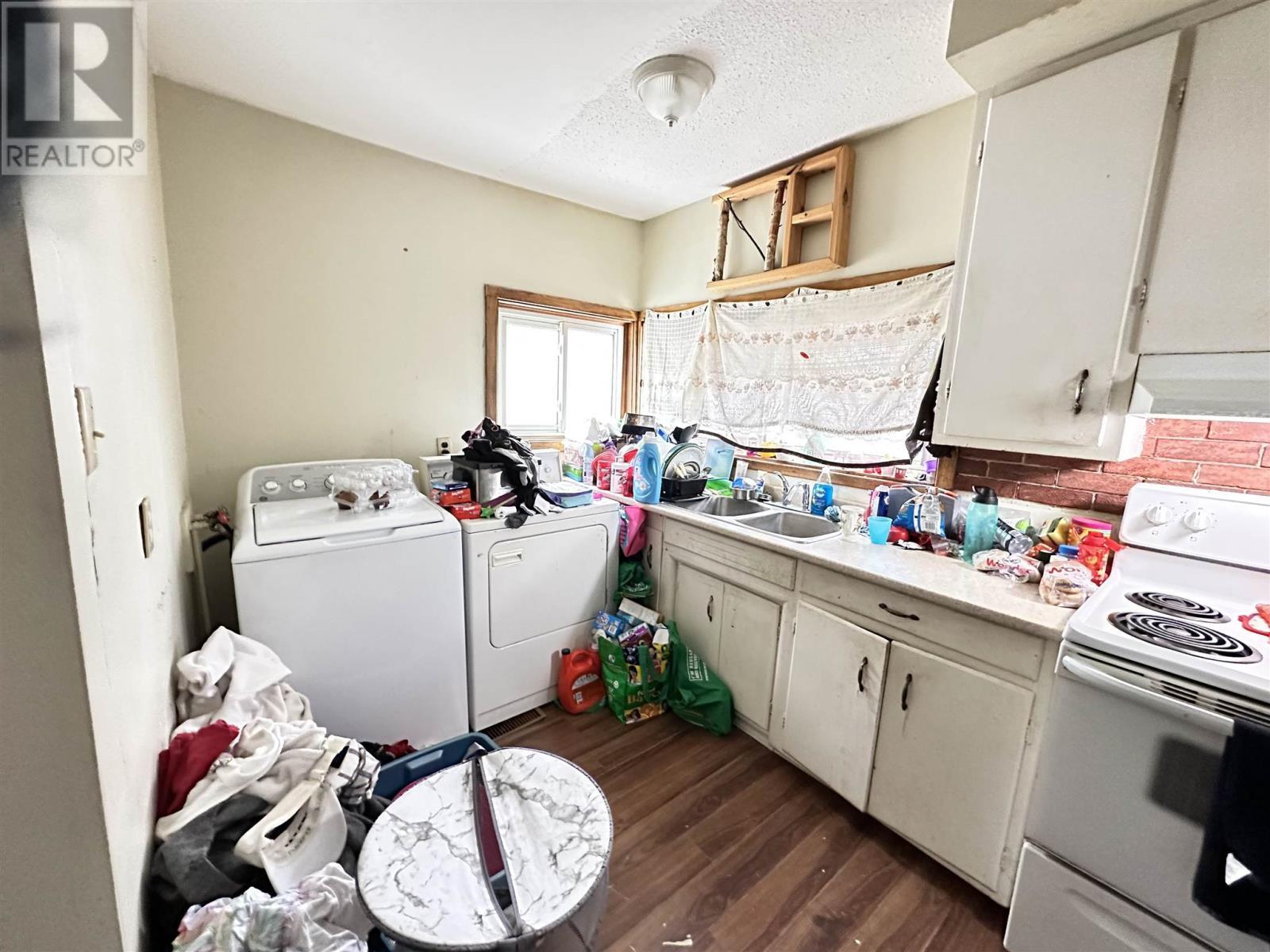 6 Grace St, Sault Ste. Marie, ON