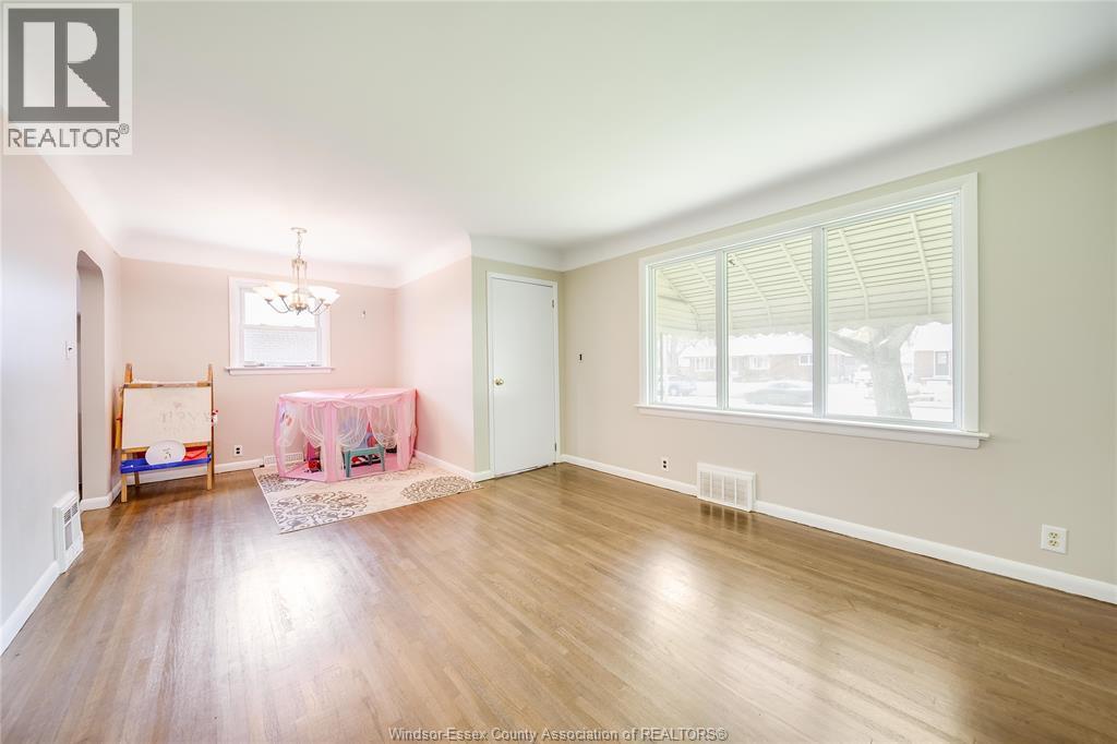 3264 Dominion Boulevard, Windsor, ON