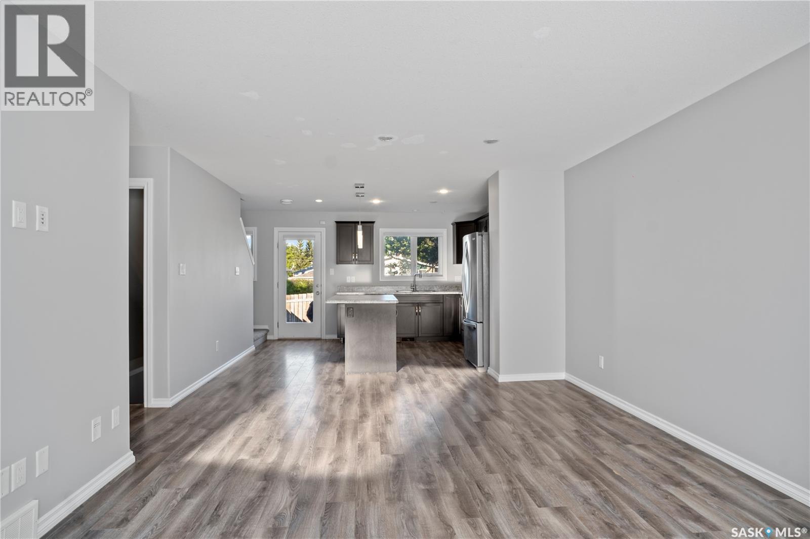 110 4102 3Rd Avenue N, Regina, SK