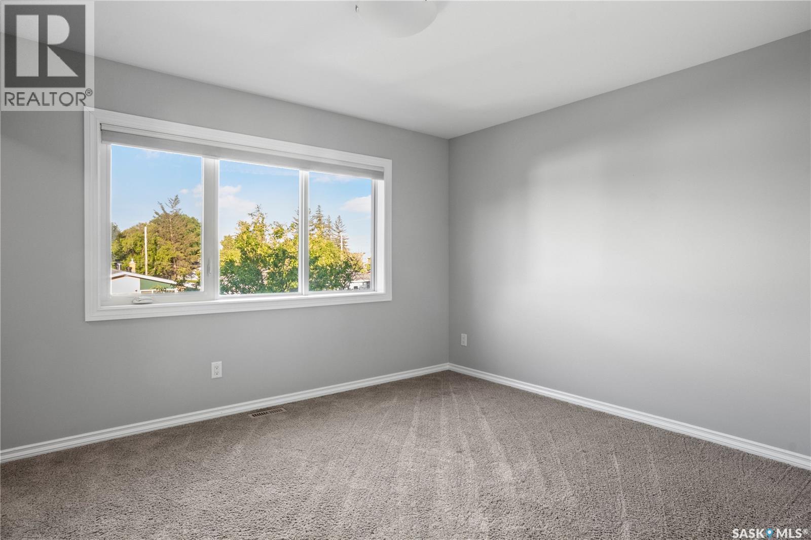 110 4102 3Rd Avenue N, Regina, SK
