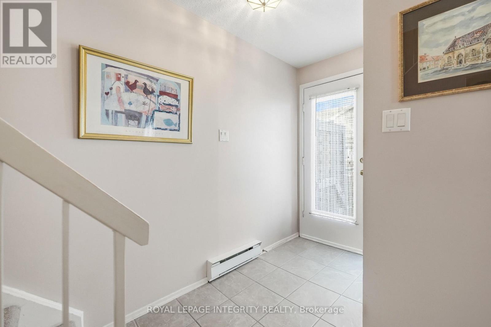 110 - 545 Canteval Terrace, Ottawa, ON