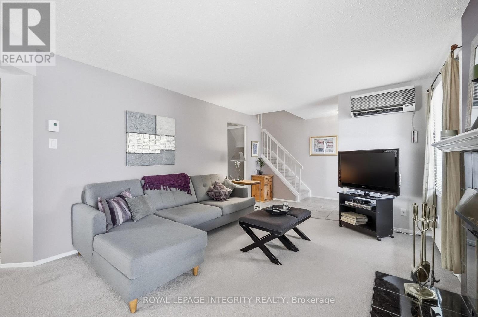110 - 545 Canteval Terrace, Ottawa, ON