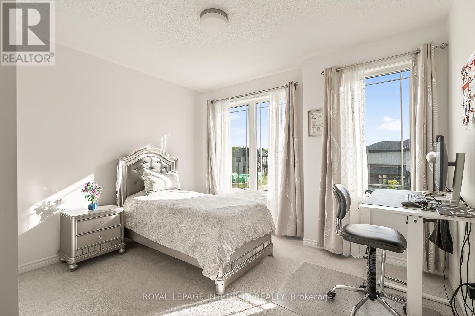 655 Persimmon Way, Ottawa, ON